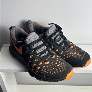 Nike Free Men's Black and Orange Athletic Shoes 5.0 trainer men’s size 10.5